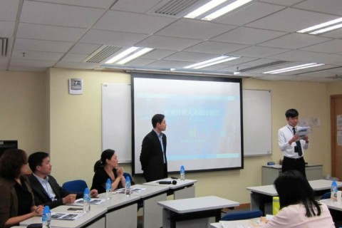 應特區政府之邀為深圳骨幹公務員分享
